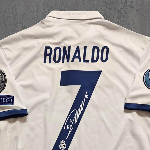 Cristiano Ronaldo 2017 Classic Spanish Navy Signature Tribute Jersey - Printed Signature Shirt image 2 - printed signature football gift