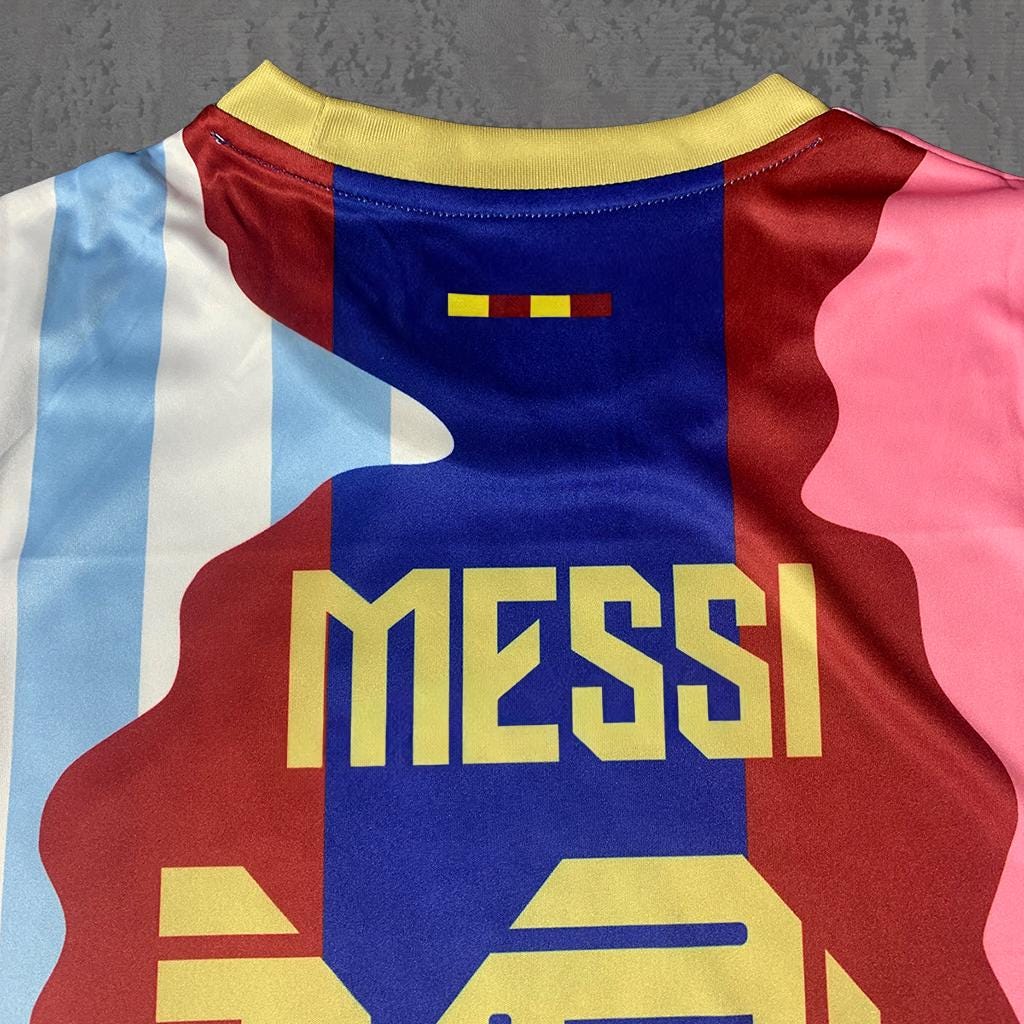 Lionel Messi Career Legacy Era Signature Tribute Jersey - Printed Signature Shirt image 4 - printed signature football gift