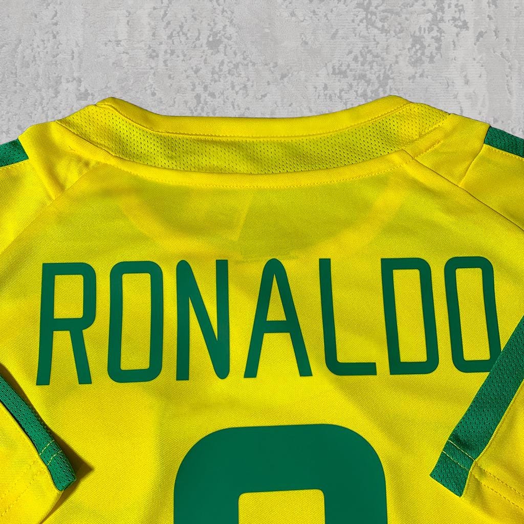 Ronaldo Nazário 2002 Samba Yellow Redemption Signature Tribute Jersey - Printed Signature Shirt image 2 - printed signature football gift