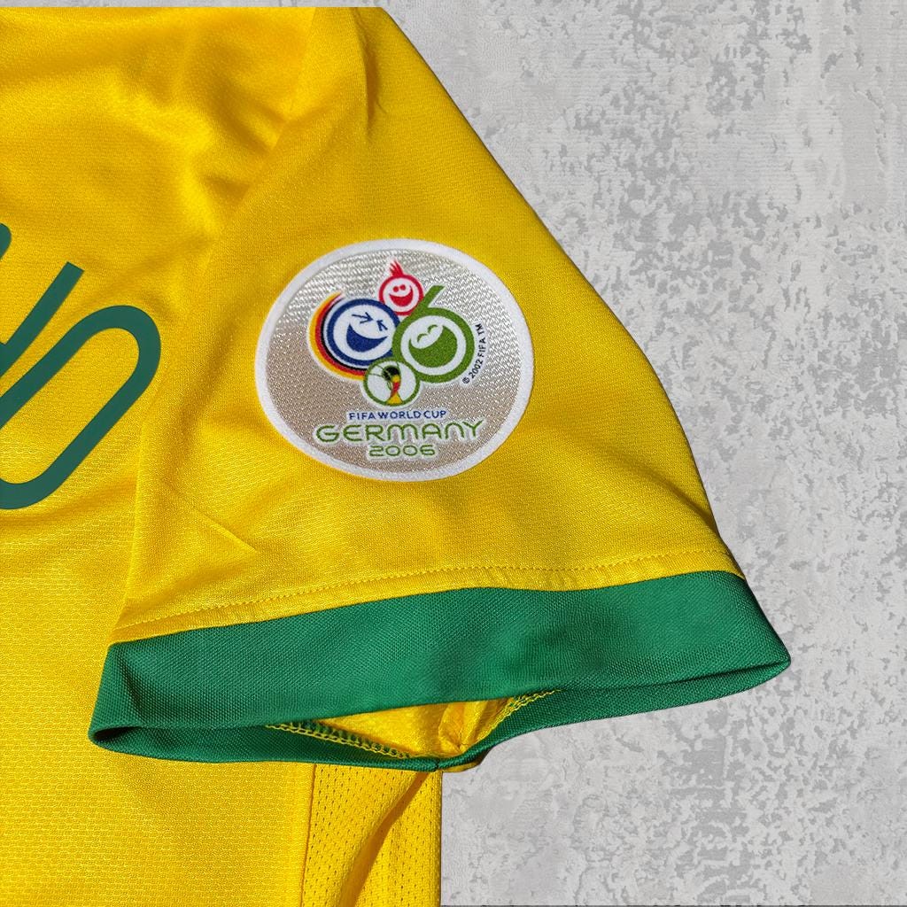Ronaldinho 2006 Samba Yellow Signature Tribute Jersey - Printed Signature Shirt image 5 - printed signature football gift
