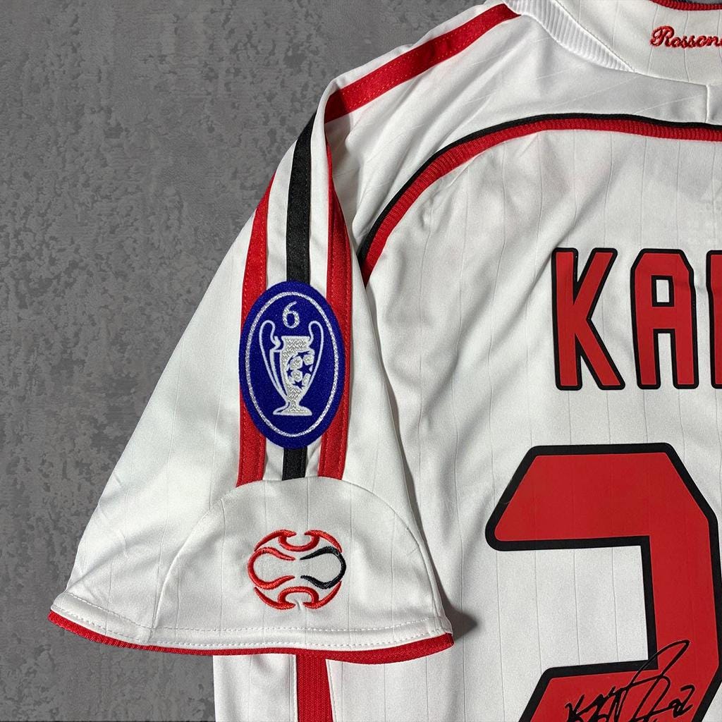 Kaká 2007 Classic Italian White Signature Tribute Jersey - Printed Signature Shirt image 4 - printed signature football gift