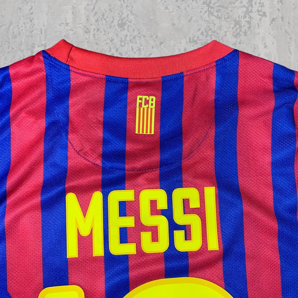 Lionel Messi 2012 73-Goal Season Signature Tribute Jersey - Printed Signature Shirt image 2 - printed signature football gift