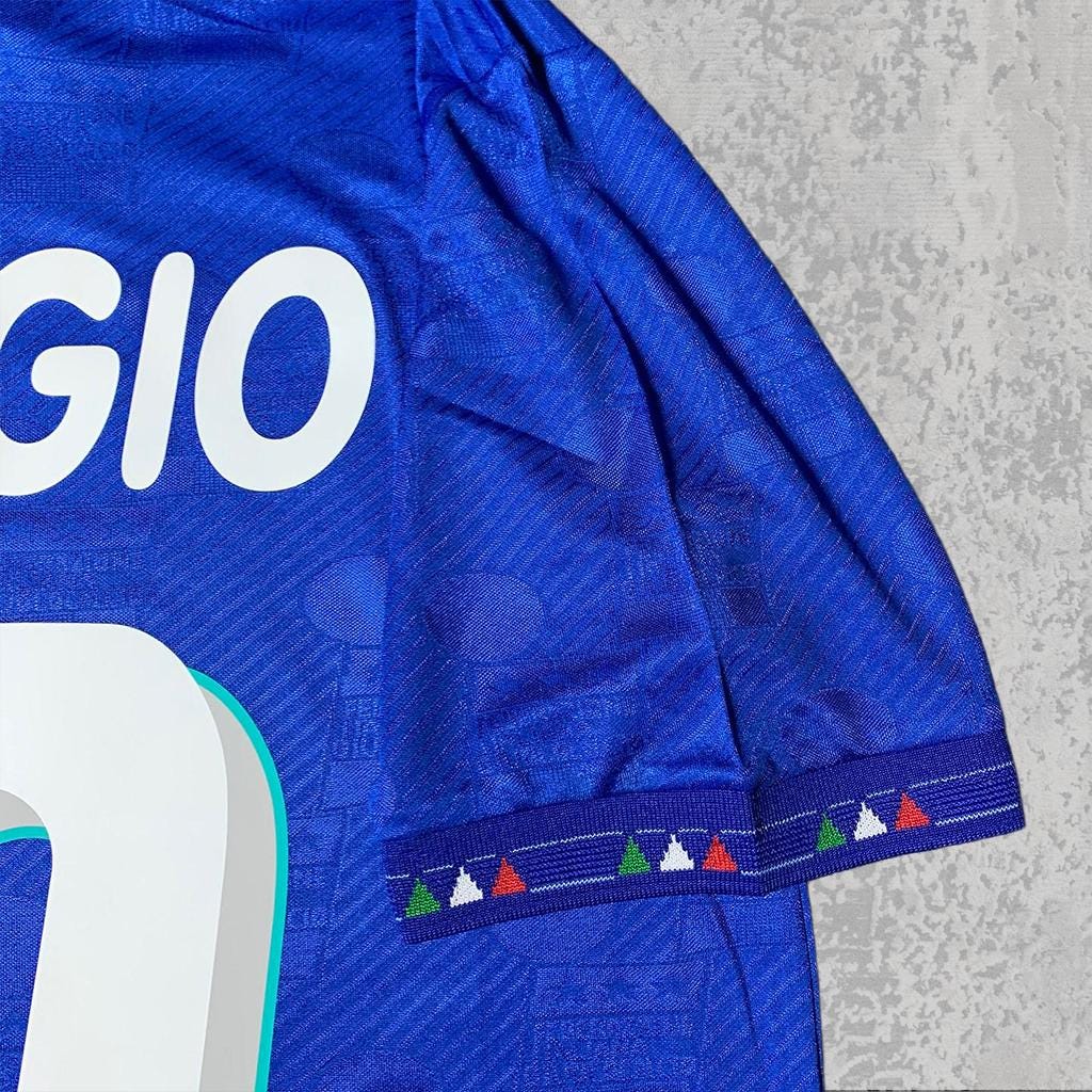 Roberto Baggio 1994 Classic Italian Blue Signature Tribute Jersey - Printed Signature Shirt image 4 - printed signature football gift