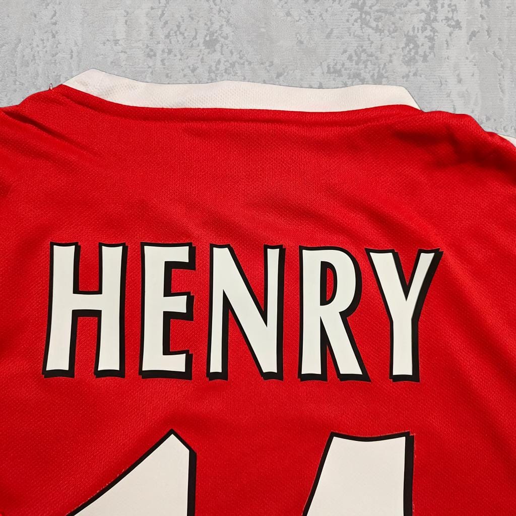 Thierry Henry 2004 Invincible Era Red Signature Tribute Jersey - Printed Signature Shirt image 3 - printed signature football gift