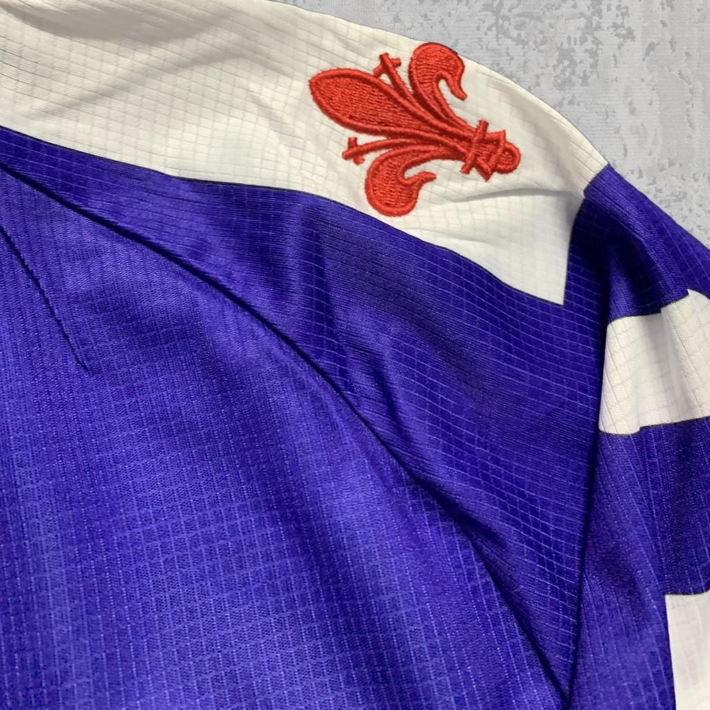 Gabriel Batistuta 1999 Florence Purple Signature Tribute Jersey - Printed Signature Shirt image 4 - printed signature football gift