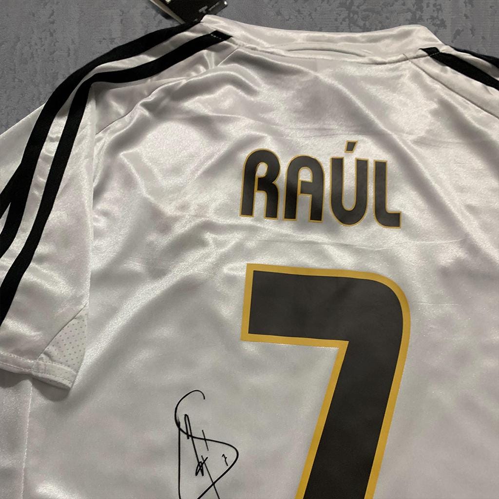 Raúl 2003 Spanish White Captain Signature Tribute Jersey - Printed Signature Shirt image 2 - printed signature football gift