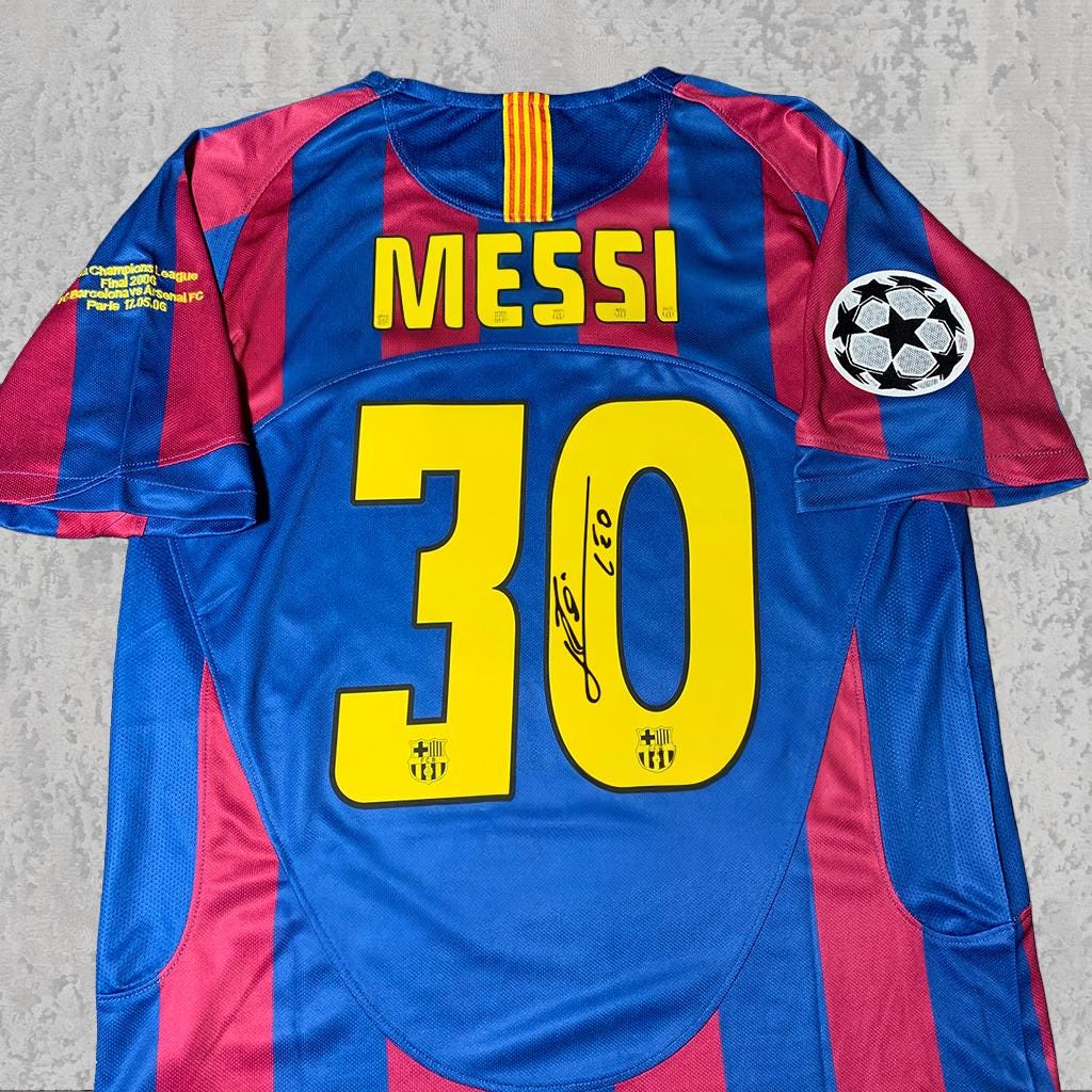 Lionel Messi 2006 Teenage Prodigy Signature Tribute Jersey - Printed Signature Shirt image 2 - printed signature football gift