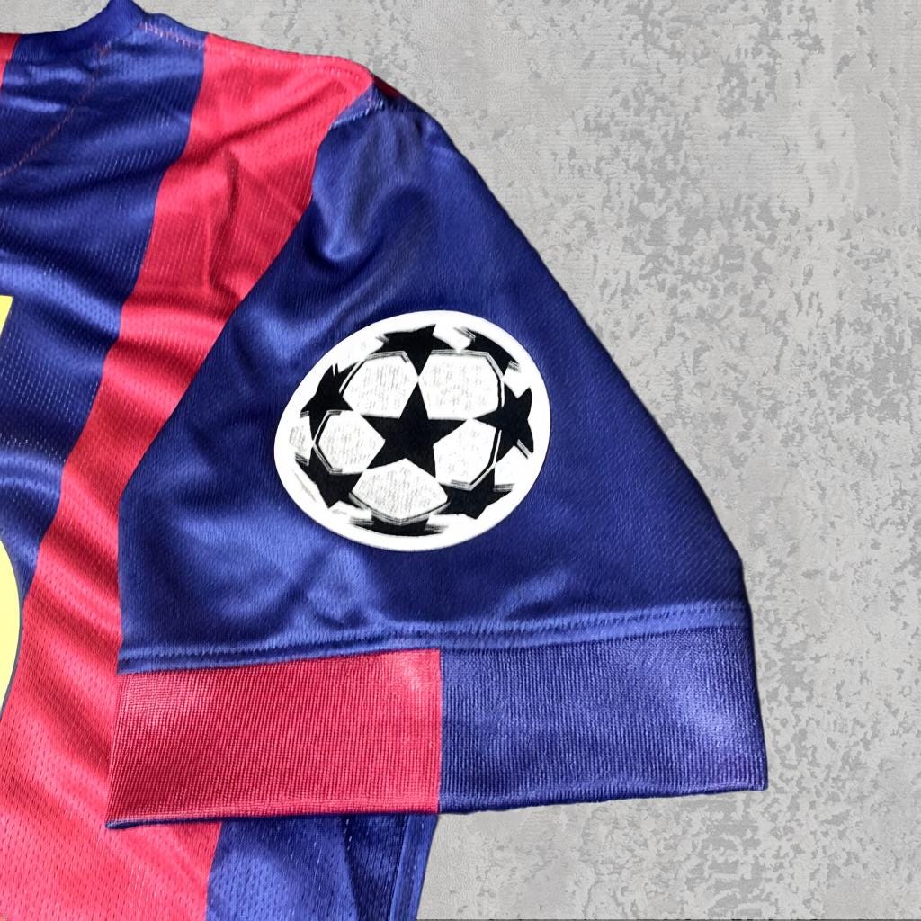Lionel Messi 2015 Treble Season Red Blue Signature Tribute Jersey - Printed Signature Shirt image 5 - printed signature football gift