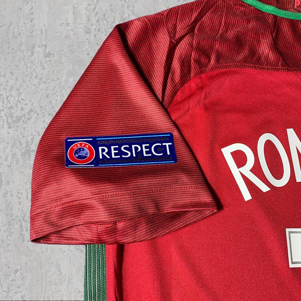 Cristiano Ronaldo 2016 Iberian Red Signature Tribute Jersey - Printed Signature Shirt image 3 - printed signature football gift