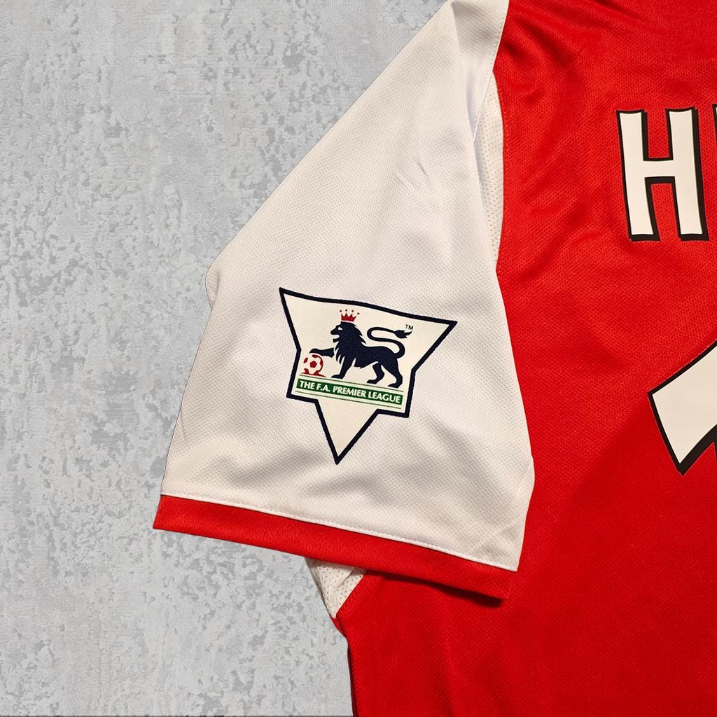 Thierry Henry 2004 Invincible Era Red Signature Tribute Jersey - Printed Signature Shirt image 4 - printed signature football gift