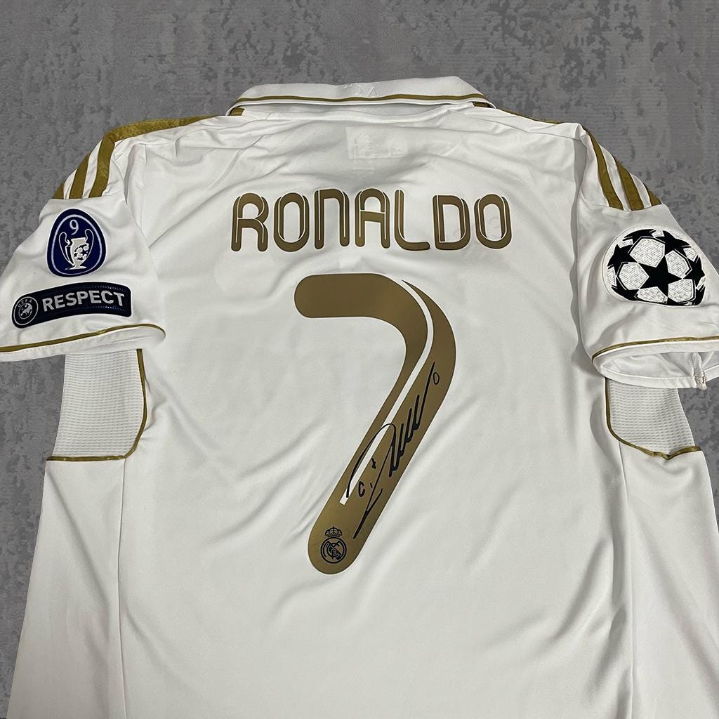 Cristiano Ronaldo 2012 Galactico White Gold Signature Tribute Jersey - Printed Signature Shirt image 2 - printed signature football gift