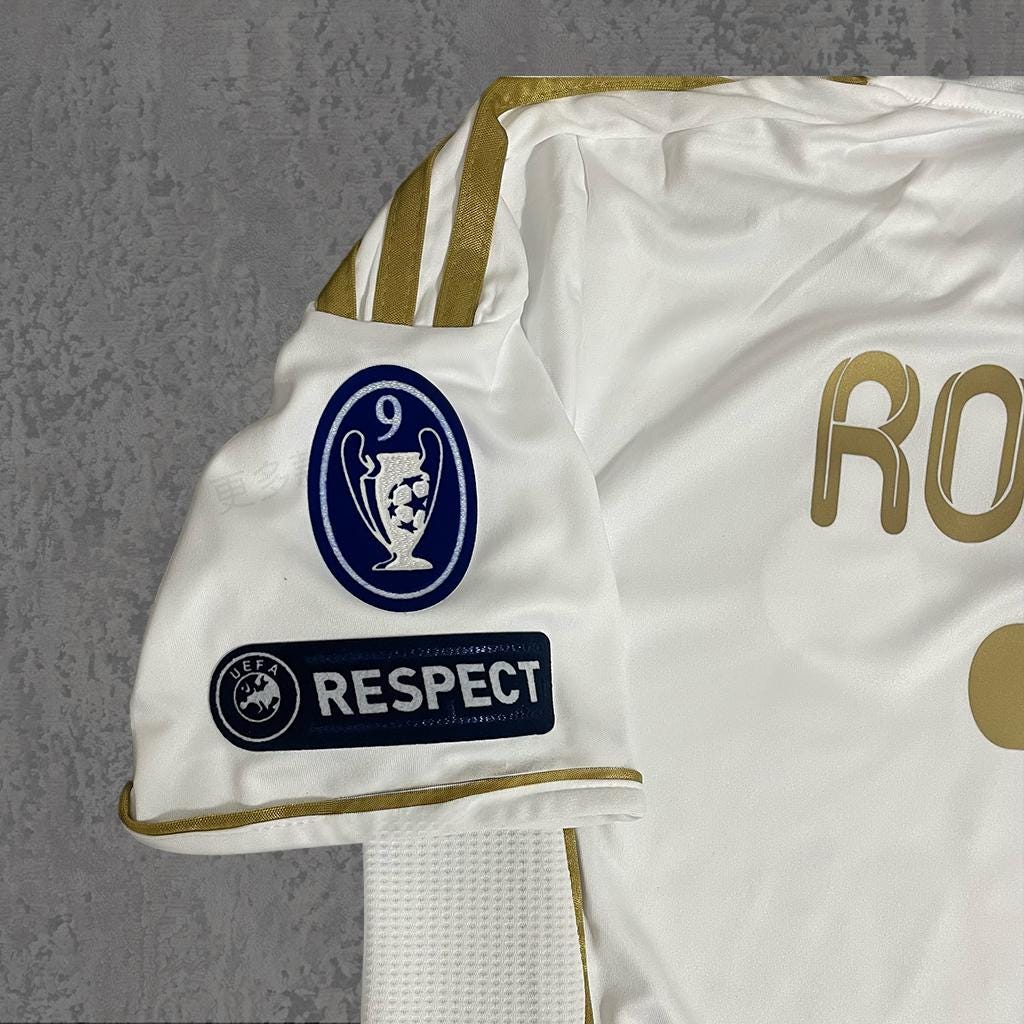 Cristiano Ronaldo 2012 Galactico White Gold Signature Tribute Jersey - Printed Signature Shirt image 3 - printed signature football gift