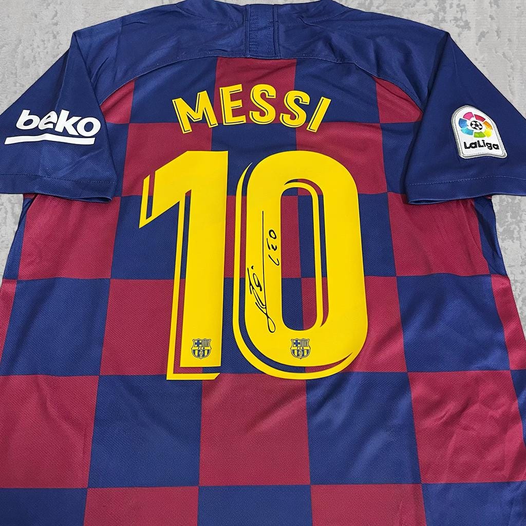 Lionel Messi Catalan Blue Red Checkered Signature Tribute Jersey - Printed Signature Shirt image 2 - printed signature football gift