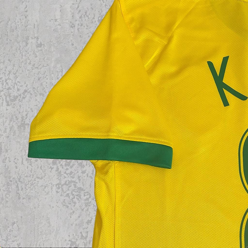 Kaká 2006 Canarinha Yellow & Green Signature Tribute Jersey - Printed Signature Shirt image 3 - printed signature football gift