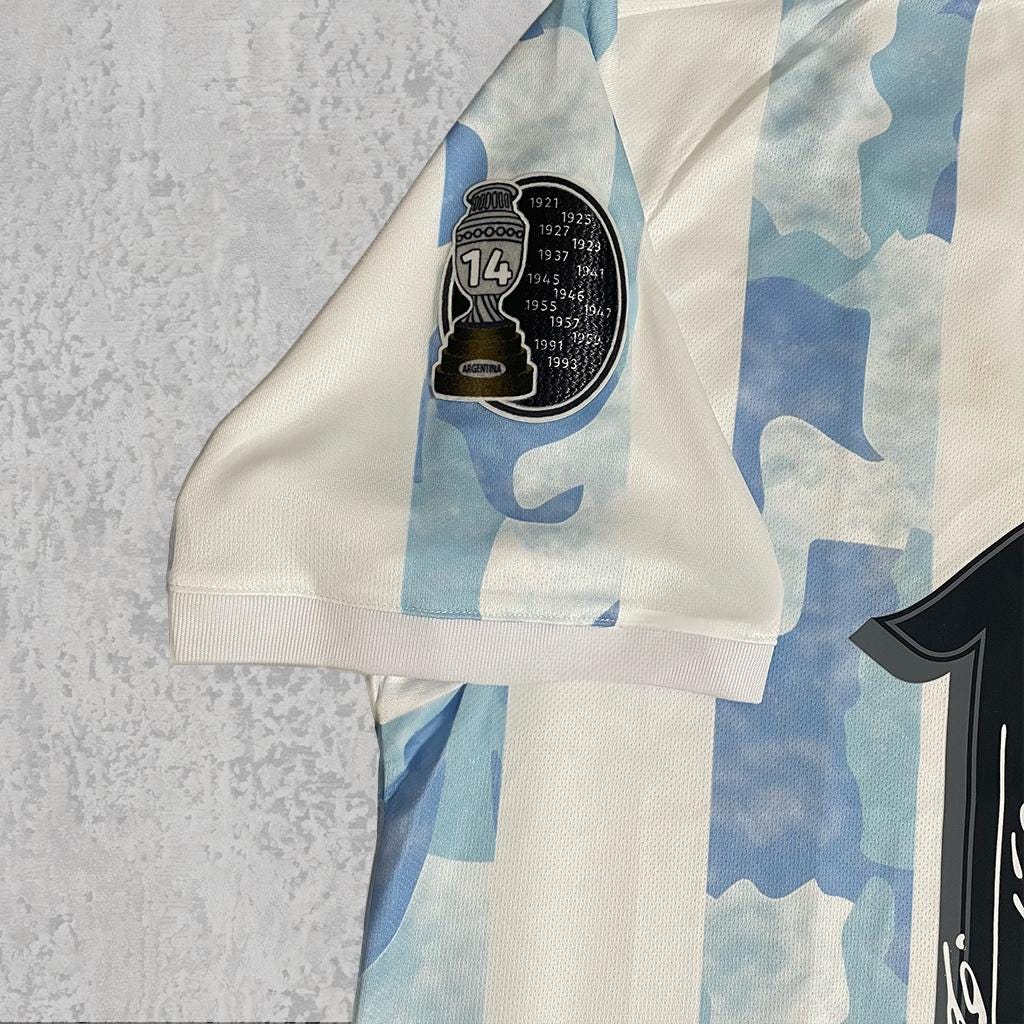 Lionel Messi 2021 Albiceleste Blue & White Signature Tribute Jersey - Printed Signature Shirt image 3 - printed signature football gift