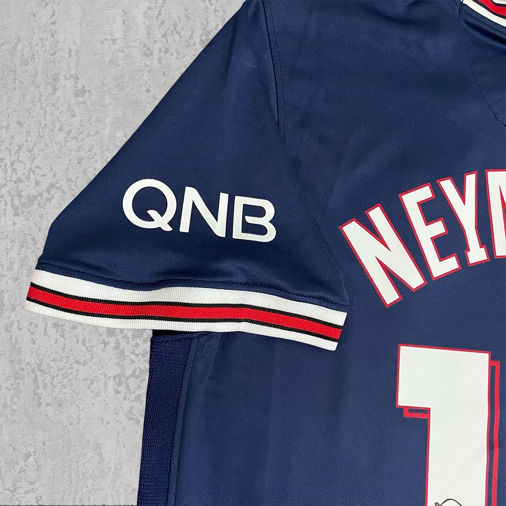 Neymar Jr. Parisien Navy Blue Signature Tribute Jersey - Printed Signature Shirt image 3 - printed signature football gift